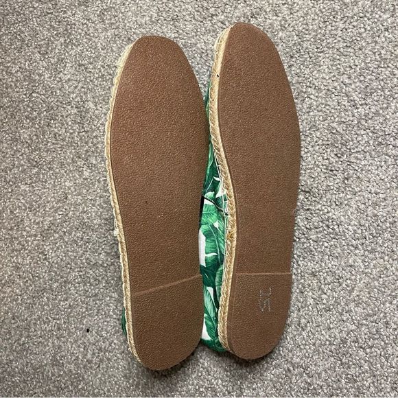 Chinese Laundry Slip-On Espadrilles - Picture 4 of 4